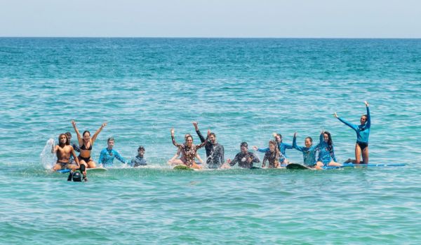 Venha surfar no paraíso_ A melhor experiência de Surf Camp na Praia da Macumba (2)